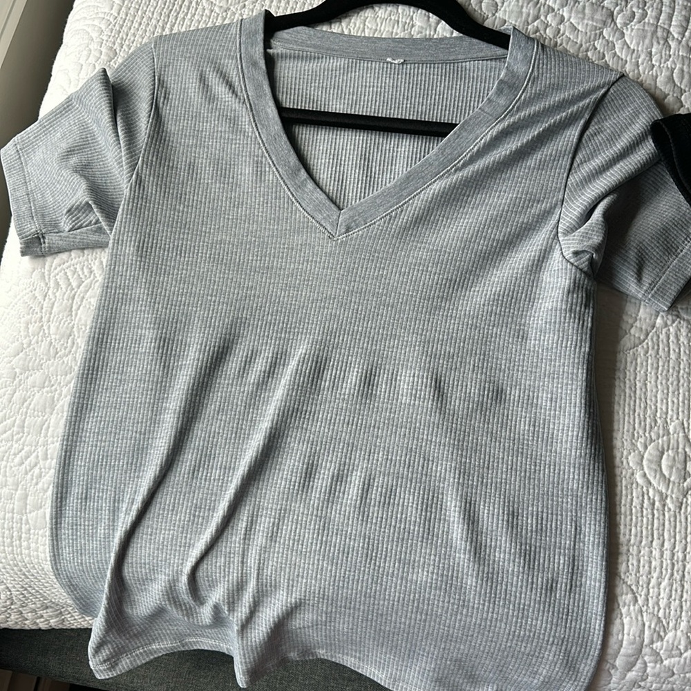 Athleta t shirt